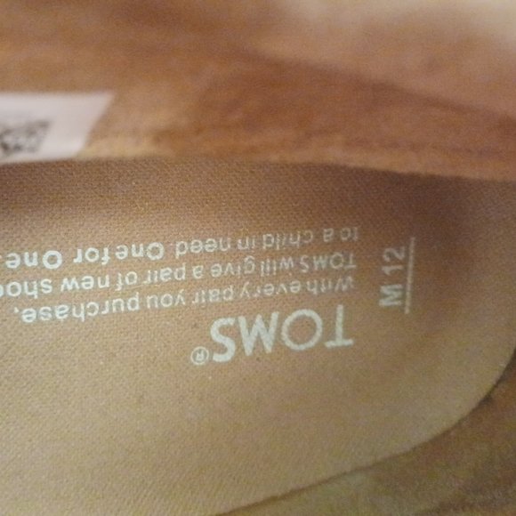 Tom's leather boat sneakers size 12M or Regular. color Tan. - Picture 3 of 7